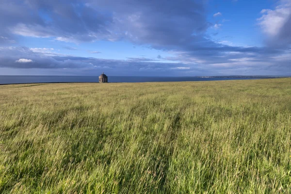 Mussenden templo, casa em declive, castlerock — Fotografia de Stock