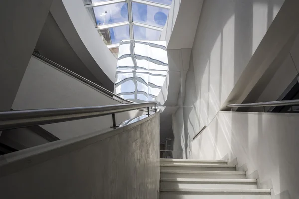 Modern, çağdaş merdiven — Stok fotoğraf