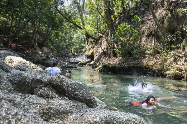 Hot water springs Finca Paraiso, Guatemala — Stock Photo, Image