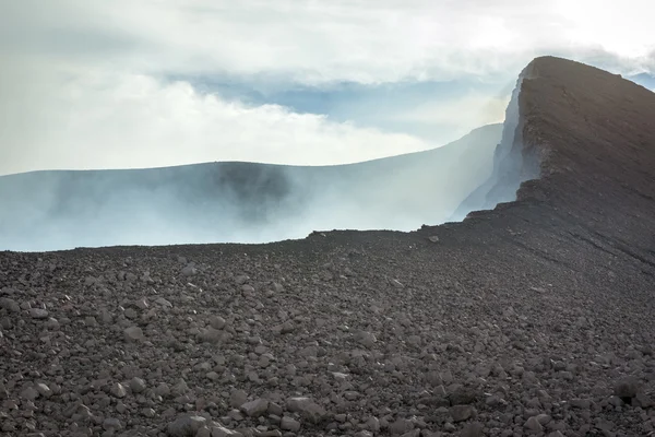 グアテマラで活火山の上部 — ストック写真