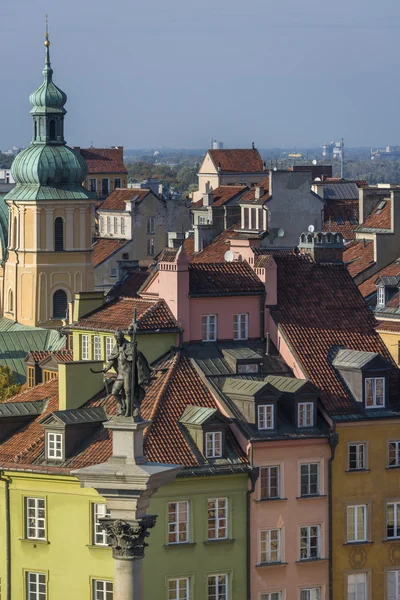 Kamienice fasady starego miasta w Warszawie — Zdjęcie stockowe