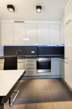 Modern mutfak iç tasarımı 