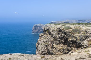 Sagres, Portekiz güneyinde kayalıklarla