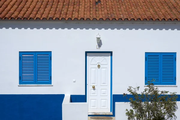 Elementi della vecchia casa in piccola città — Foto Stock