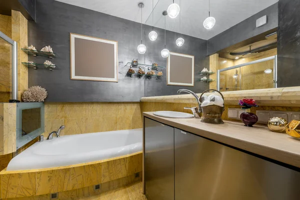 Stylish Expensive Bathroom Interior Design Yellow Marble Finishing — Stok fotoğraf