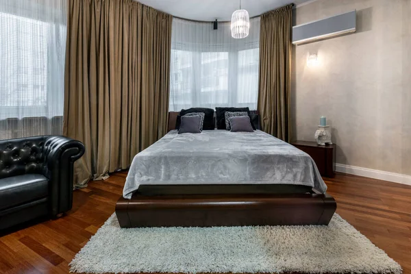 Stylish Expensive Interior Design Bedroom Wooden Floor — Stok Foto