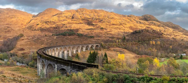 Glenfinnan Viaduct Panorama Scottish Highlands Uring Cloudy Day Skottland Storbritannien — Stockfoto