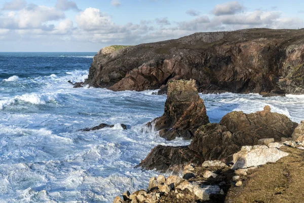 イギリス スコットランド 外へのヘブリディーズ島 ルイス島マンガースタ近くのロッキー スコティッシュ海岸線 — ストック写真