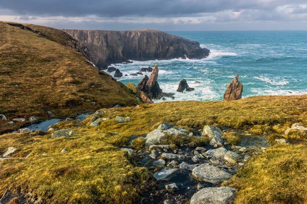 Mangersta Sea Stacks Pochmurny Dzień Wyspa Lewis Hebrydy Zewnętrzne Szkocja — Zdjęcie stockowe