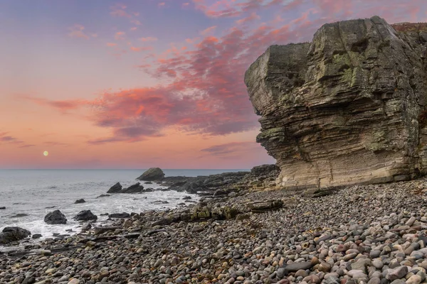 Kustlijn Van Elgol Beach Tijdens Zonsondergang Isle Skye Schotland — Stockfoto