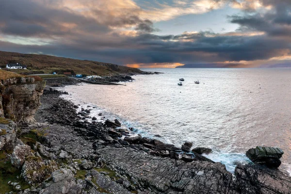 スコットランドのスカイ島エルゴルビーチの海岸線 — ストック写真