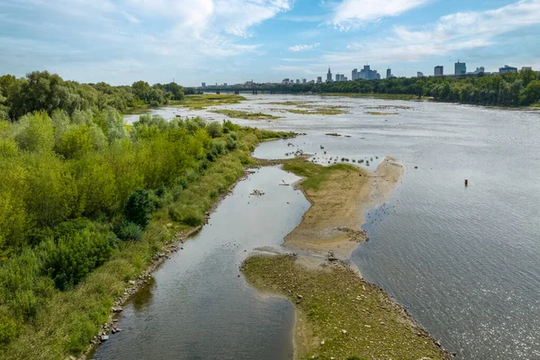 Warsaw City Panorama Vistula River Summer Time Low Water Level — ストック写真