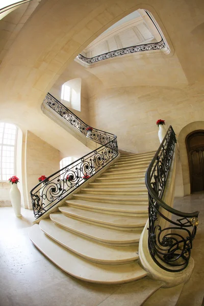 Mermer merdiven — Stok fotoğraf
