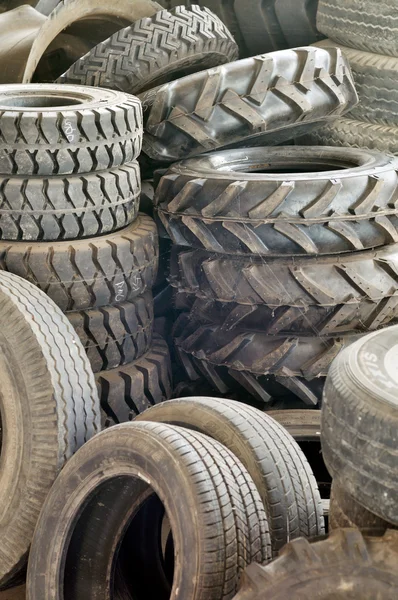 Too many tires — Stock Photo, Image
