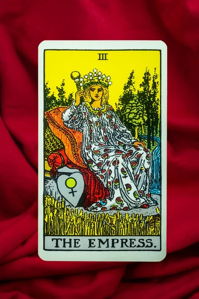 Empress Tarot Card Rider Waite Deck Red Fabric Background — Stock Photo, Image