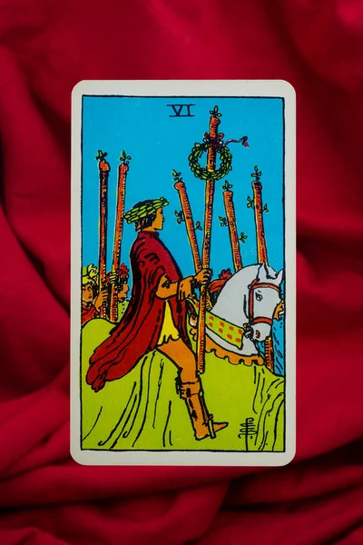 Yalan Maakunnassa Thaimaassa Kesäkuu 2022 Kuusi Wands Tarot Card Rider — kuvapankkivalokuva