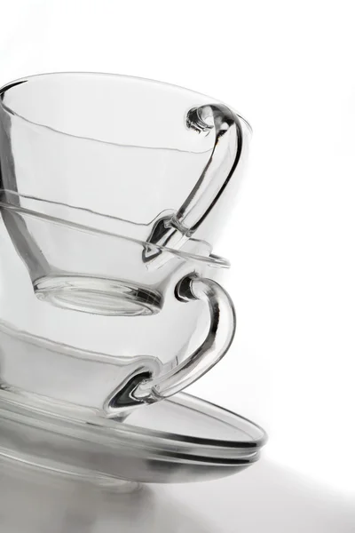 Dos tazas de té transparentes aisladas en blanco — Foto de Stock