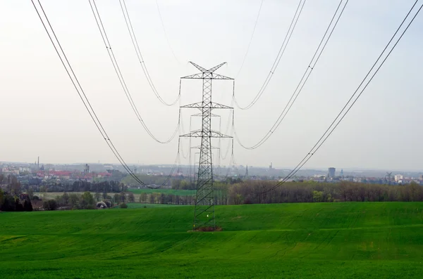 Hoogspanning lijnen — Stockfoto