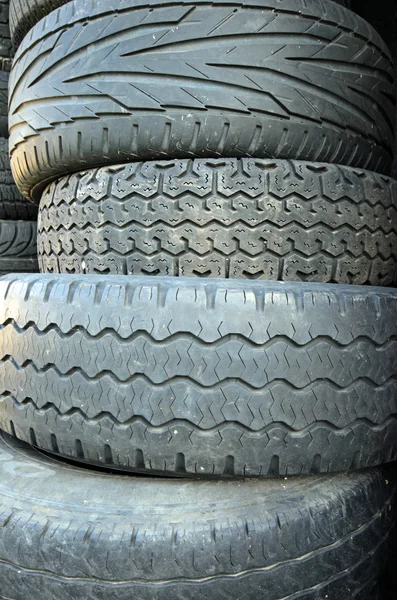 Old used car tires — Stock Photo, Image