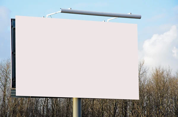 AD bilboard i en stad — Stockfoto