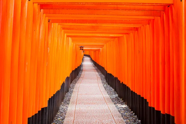 Fushimi inari santuario, kyoto, japón — Foto de Stock