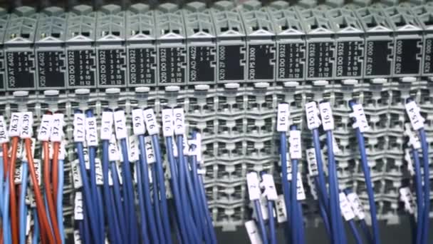 Server Room. Bitcoin farm. Blockchain techology. Cryptocurrency mining. Wires and Connectors. — Vídeo de Stock