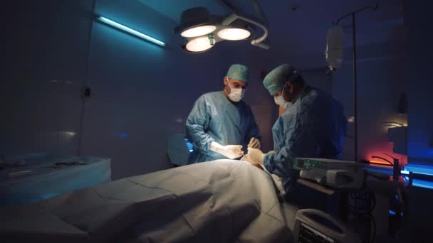 Doctors Face Medical Uniform Mask Makes Operation Operating Room Helping — ストック動画