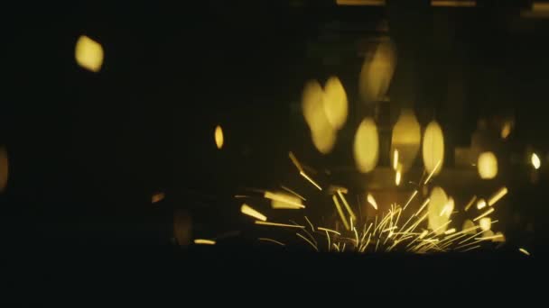 溶接火花 自動溶接機 — ストック動画