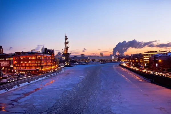 Moscú invierno puesta del sol, Rusia —  Fotos de Stock