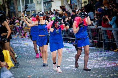 Kıbrıs Limasol karnaval geçit