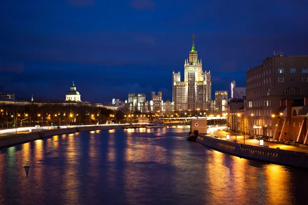 Stalinhuset i Moskva, Russland – stockfoto