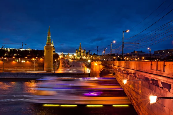 Moscow kremlin nacht weergave — Stockfoto