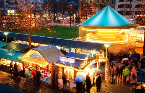 Actividades en el mercado de Navidad — Foto de Stock