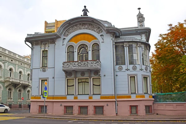 明道夫斯基大厦 Ivan Mindovsky Mansion 由建筑师列夫 基库舍夫 Lev Kekushev 于1903年至1904年建造 采用新艺术风格 — 图库照片