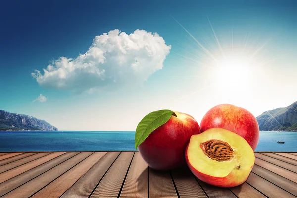 Fruits in the sun — Stock Photo, Image