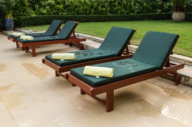 Yüzme Havuzu yatakta