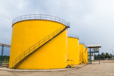 metal petrol tankları