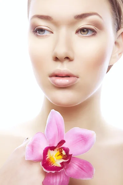 Blanka kvinna med blomma — Stockfoto