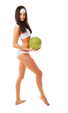 yeşil topu ile çekici bir kadın