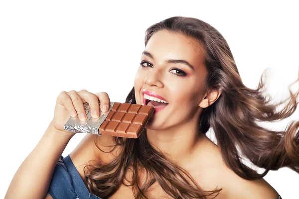 Vrouw met chocolade in hand — Stockfoto