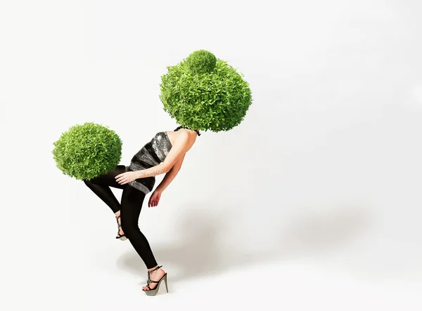 ผู้หญิงต้นไม้ — ภาพถ่ายสต็อก
