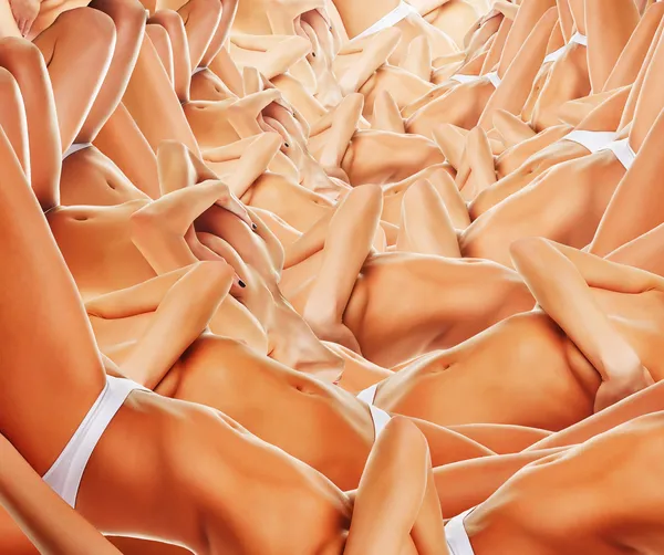 Women bodies dune — Stock Photo, Image