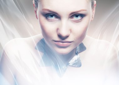 Robot kadın aydınlatma gözleri ile