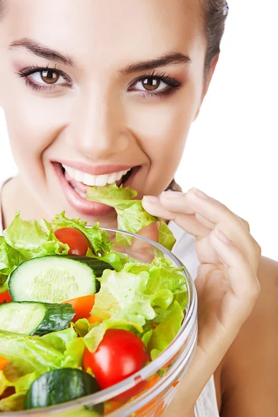 Mulher comendo salada — Fotografia de Stock