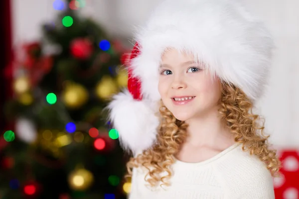 Merry Christmas - cute girl with Christmas gift — Stock Photo, Image