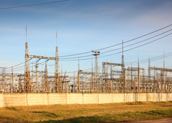 Transmissie van elektriciteit — Stockfoto