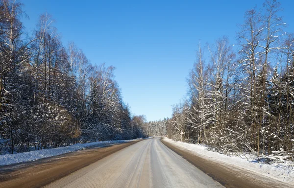 Camino en invierno — Foto de Stock
