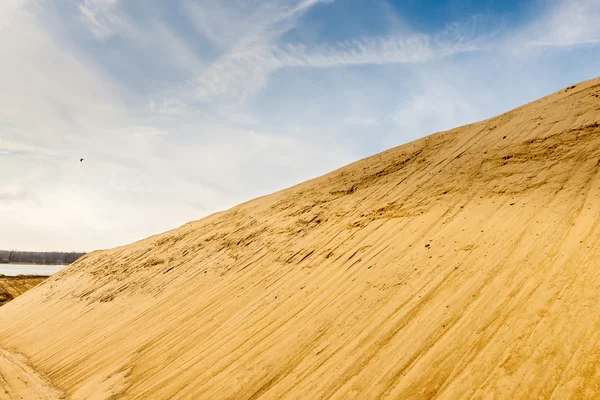 Cava per estrazione di sabbia — Foto Stock