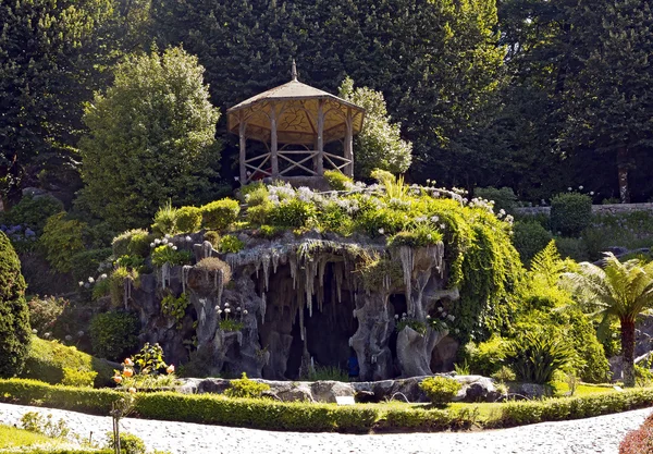 Grotto at Bom Jesus do Monte Sanctuary — Stock Photo, Image