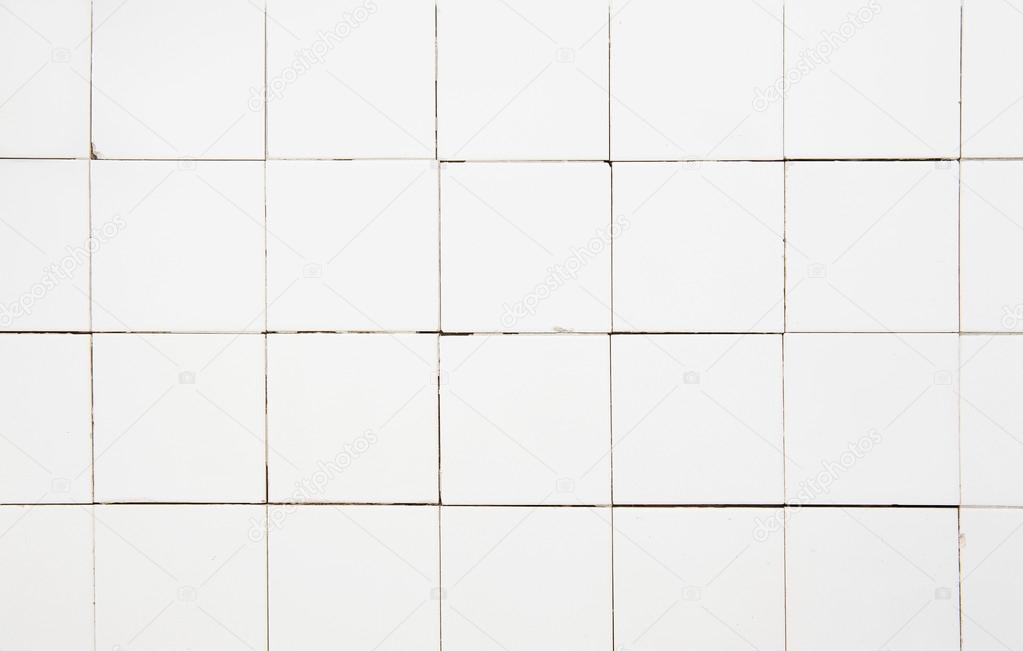 Tile wall